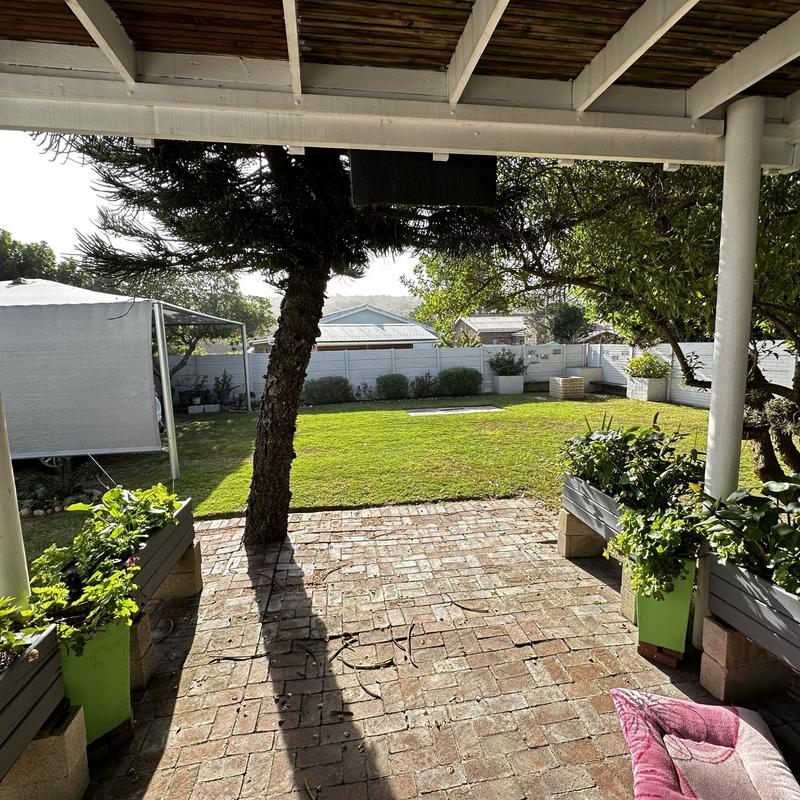 5 Bedroom Property for Sale in Reebok Western Cape